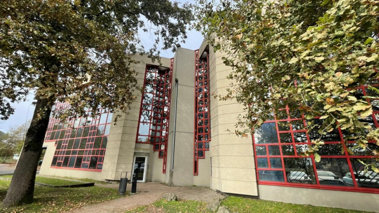 Bureau Pessac 512m² Location bureau Pessac Gironde OLBUR2426837 0